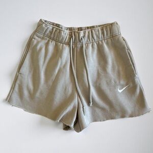 Nike cream shorts